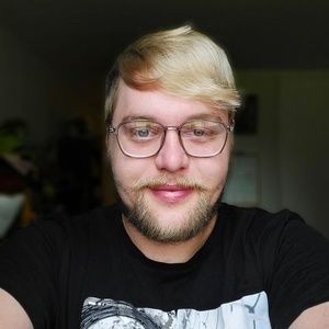 Meet your Posher, Drew